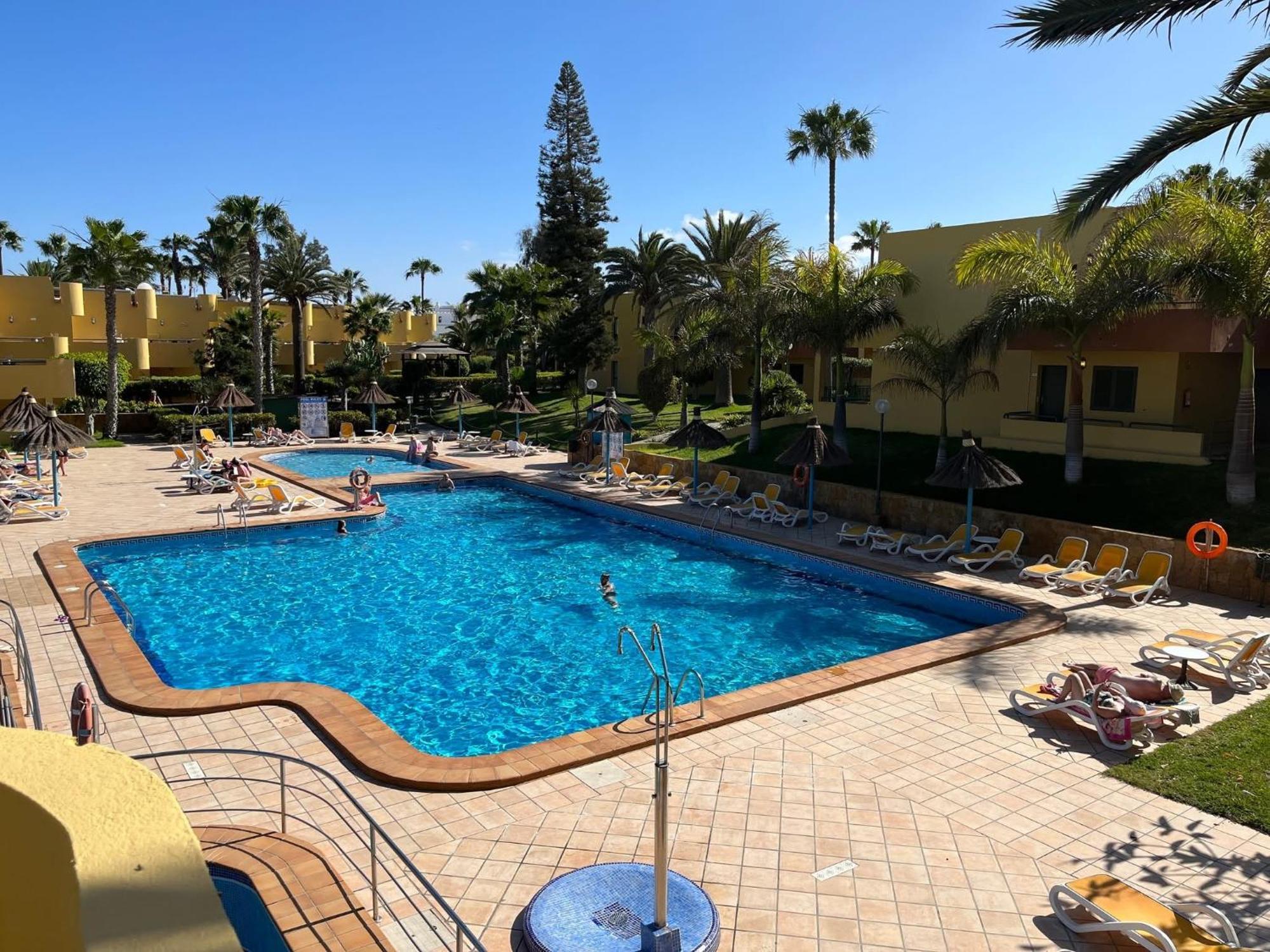 קורלחו Atlantic Garden Andrew Apartments Pool Air Conditioning מראה חיצוני תמונה